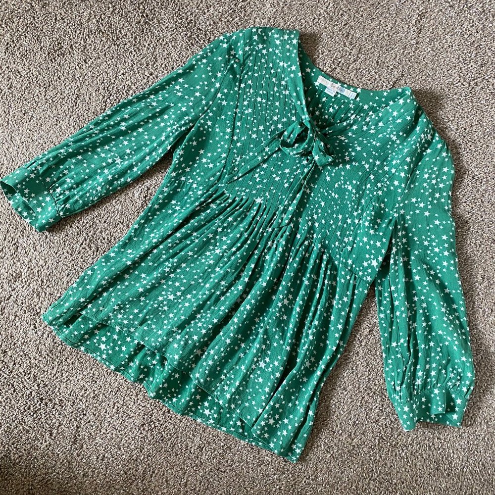 Boden Green Star Babydoll Pleated Flowy Blouse 💚